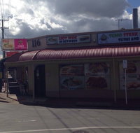 Hot Wok In Between - Accommodation Australia