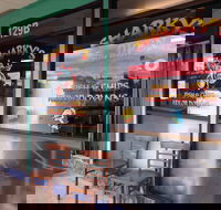 Sharky's - Accommodation Australia