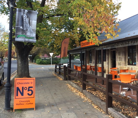 Chocolate @ No 5 - Accommodation Australia 0