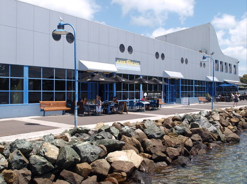 GJ's Bay Cafe And Grill - Australia Shopping 0