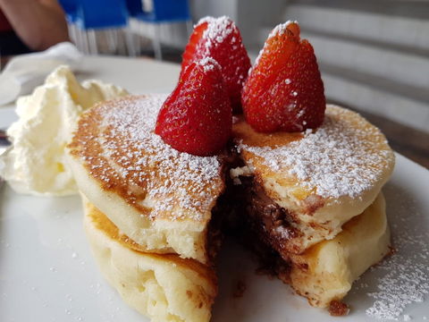 GJ's Bay Cafe And Grill - Australia Shopping 1