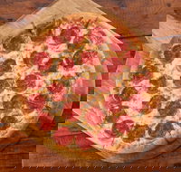 Little Caesars Pizza - Bradbury - Bradbury - Accommodation Australia