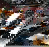 Mai's Kitchen Rules Cafe - Accommodation Australia