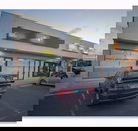 Bees Knees Caf - Accommodation Australia