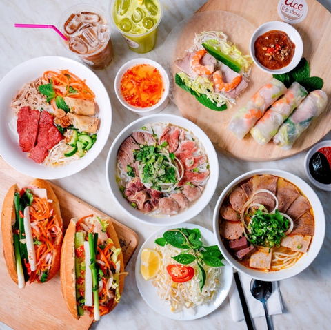 ACE - Vietnamese Rolls & Bowls - Accommodation Australia 0