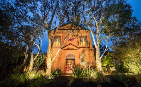 Pizzeria La Luna - Local Tourism 10