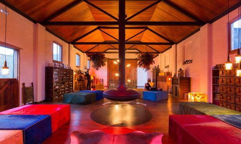 Pizzeria La Luna - Local Tourism 14