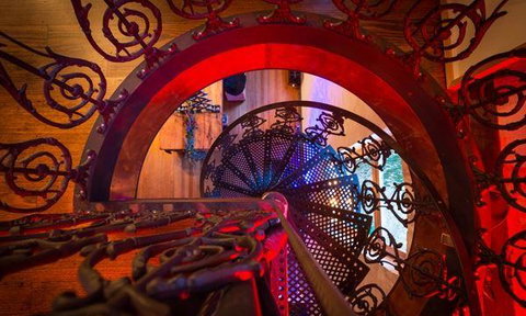 Pizzeria La Luna - Local Tourism 8