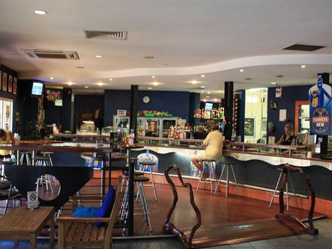 Humpty Doo Tavern - Accommodation Australia 1