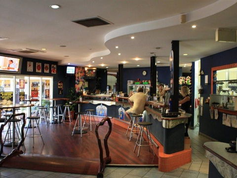 Humpty Doo Tavern - Accommodation Australia 2