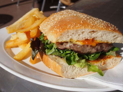 The Commercial Hotel - Australia Shopping 0