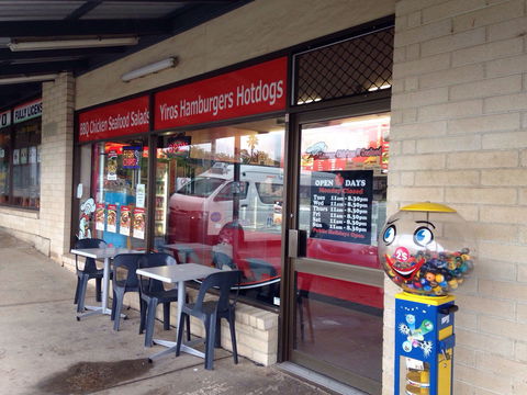 Karrara Chicken And Seafood - Accommodation Australia 0