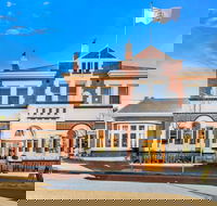 Cygnet Old Bank Cafe - Accommodation Australia