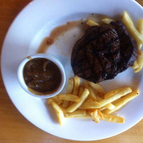 Cove Tavern - Local Tourism 0