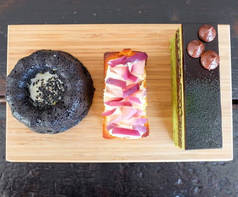 Little Matcha Girl - Local Tourism 0