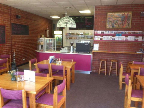 Sycamore Tree Coffee Shop - Australia Shopping 0