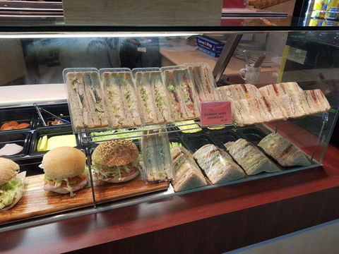 Yoyo's Cafe - Australia Shopping 0