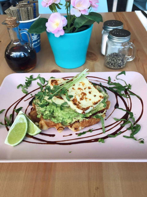 Rofl Wafl - Local Tourism 0