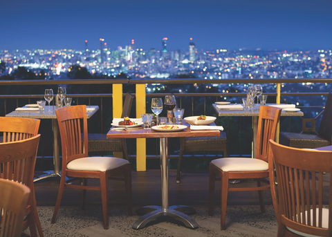 Summit Restaurant And Bar - Local Tourism 0