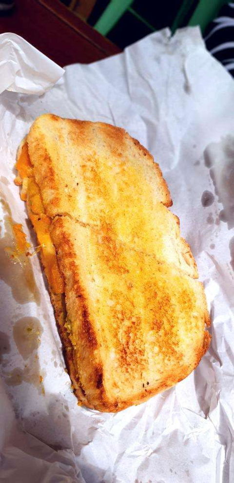 Burnt Toast - Bed n Breakfasts 0