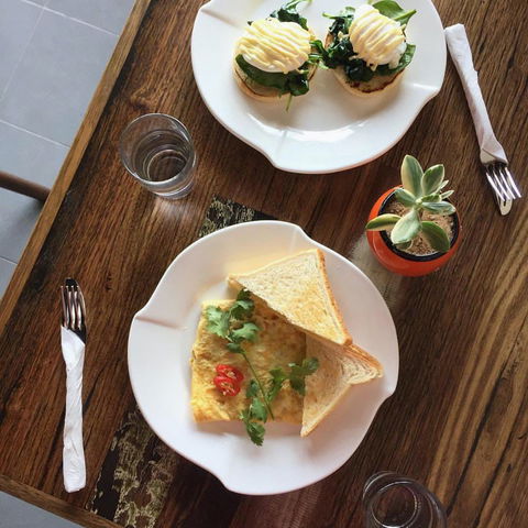 King Hot Bread Bakery - Accommodation Australia 0