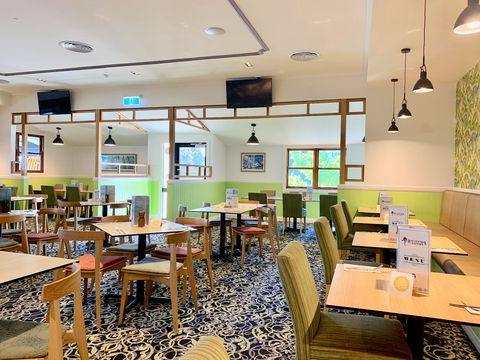 Bay Central Tavern - Accommodation Australia 0