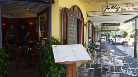 Jolly - Accommodation Australia 0
