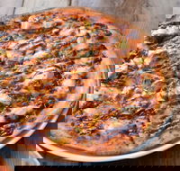 Lucky's and Pep's - Local Tourism