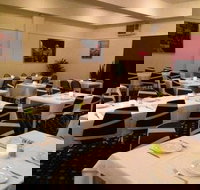 Schnitz And Giggles - Club Heathcote Restaurant - Australia Shopping