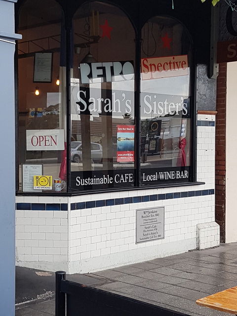 Sarah's Sister's Sustainable Cafe - Australia Shopping 22