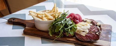 The Governor's Cafe - Accommodation Australia 8