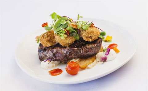 L' Aqua Restaurant - Accommodation Australia 4