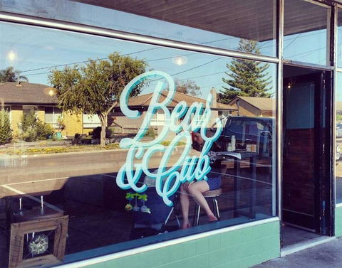 Bear & Cub - Local Tourism 17