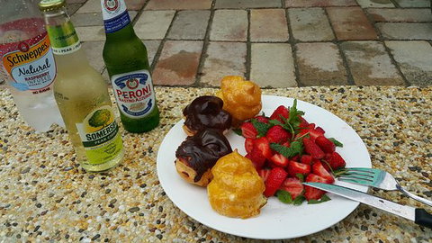 Ken's Humble Pie Shop - Accommodation Australia 9