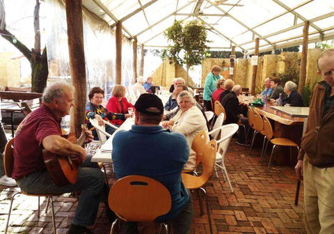 Ken's Humble Pie Shop - Accommodation Australia 7