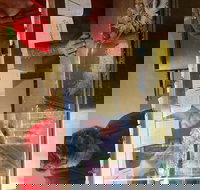 Bruce's Ozzie Pizza  Ribs - Accommodation Australia