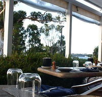 Beess  Co Cafe - Bed n Breakfasts