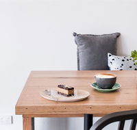Drummer Boy Cafe - Accommodation Australia