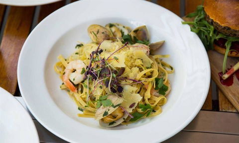 Black Swan Winery & Restaurant - Accommodation Australia 5