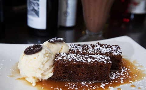 Magna's On Main - Accommodation Australia 8