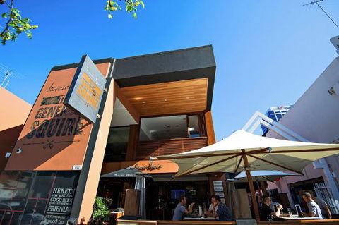 The Generous Squire - Local Tourism 0