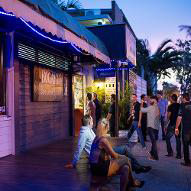 Bogart’s Bar & Grill - Accommodation Australia 1