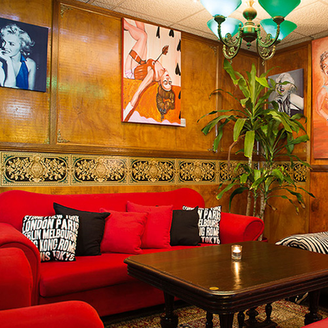 Bogart’s Bar & Grill - Accommodation Australia 4