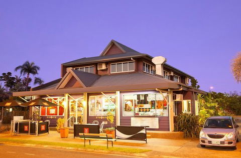 Roscoe’s Piazza - Accommodation Australia 5