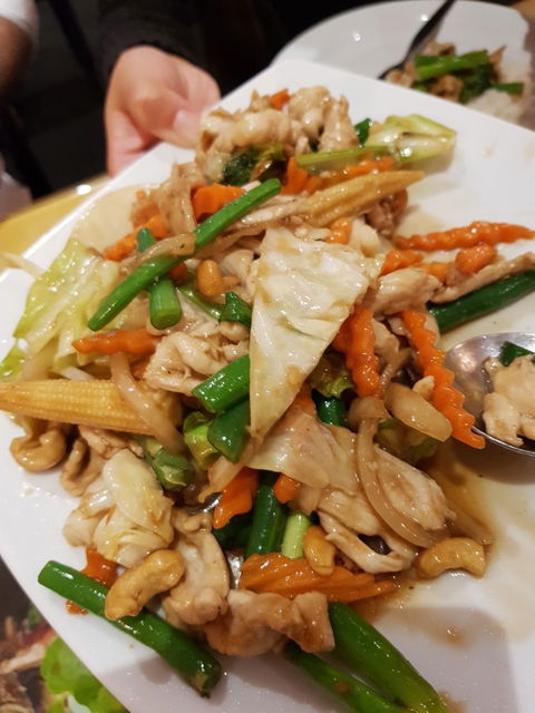 Amphawa Thai Restaurant - Accommodation Australia 5