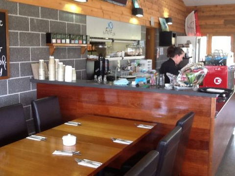 Fat Fish Beachfront Bistro - Accommodation Australia 2