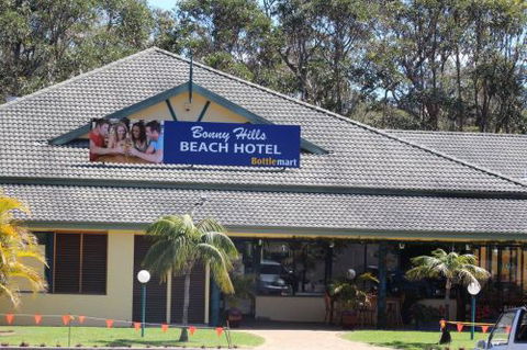 Bonny Hills Beach Hotel - Accommodation Australia 1