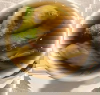 Dragon Gallery Chinese Restaurant - Bed n Breakfasts