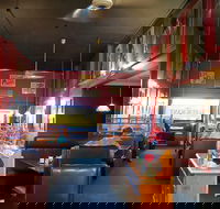 Lous Cafe Restaurant - Accommodation Australia