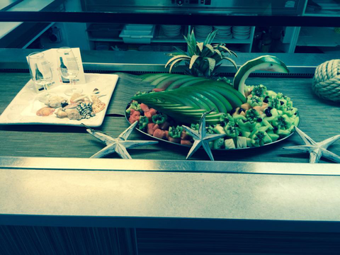 Bushland Beach Tavern - Australia Shopping 3